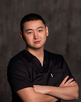 врач Лугинов Бэргэн Андреевич